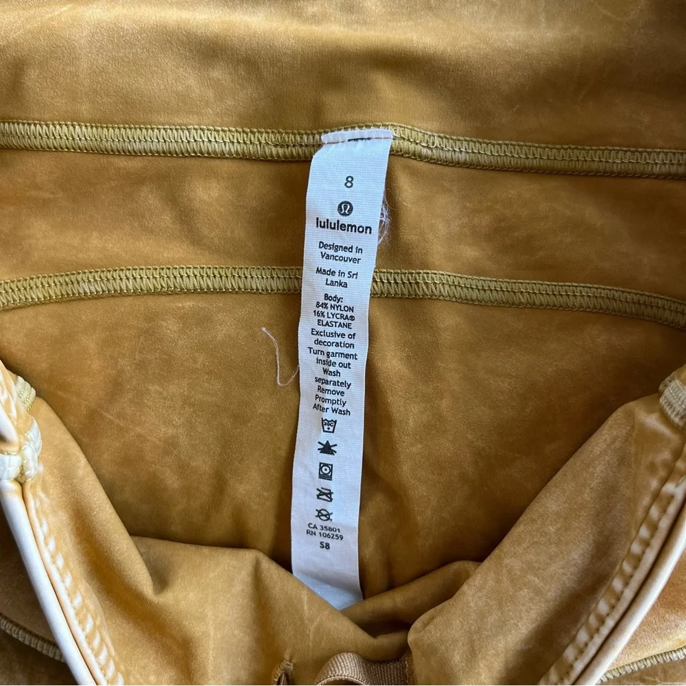 Lululemon women’s size 8 high waisted leggings/tights. - Picture 6 of 7